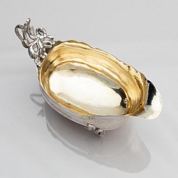 Mikael Hammarberg, gräddsnäcka, silver, (verksam 1758-1789 (90)) Härnösand. Rokoko.