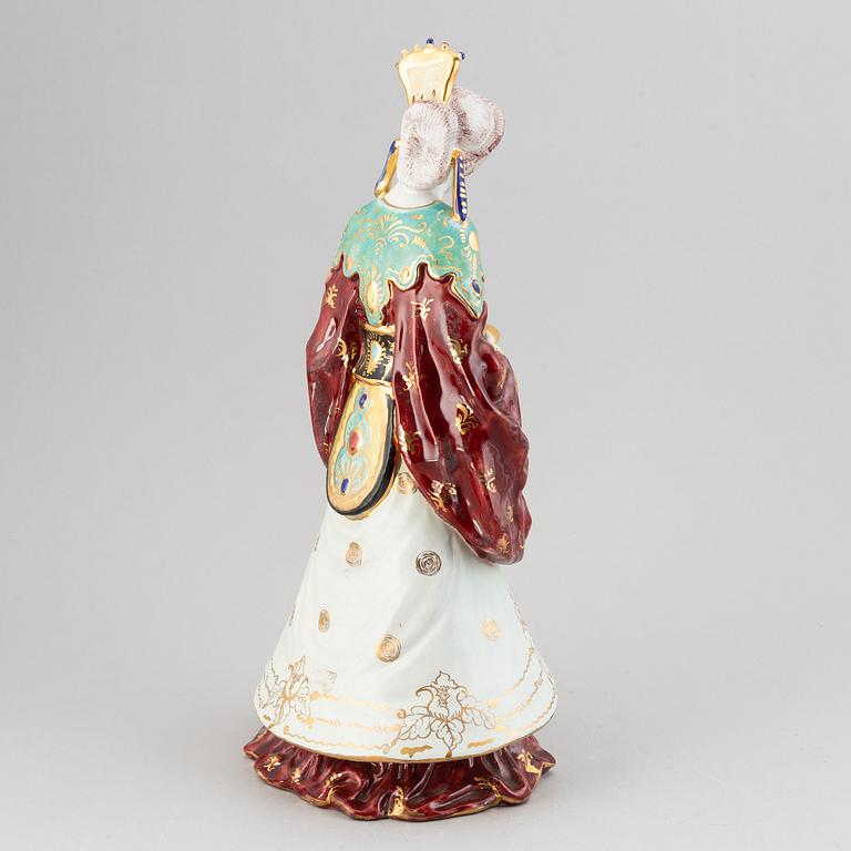 Eugenio Pattarino, a glazed ceramic sculpture of a Chinese lady, Italy, mid 20th century.