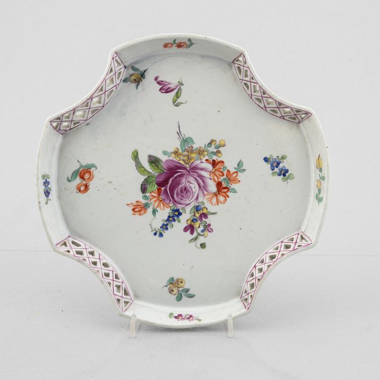 Collection of porcelain, six pieces, Germany, 18th-20th Century.