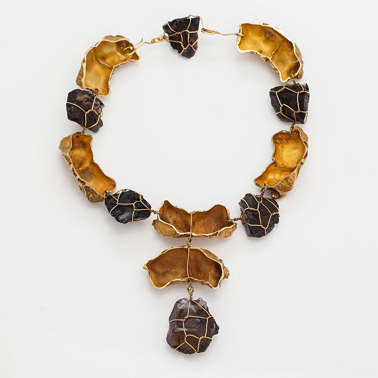 Björn Weckström, "Offering lambs", a 14K gold and smoky quartz necklace. Helsinki 1964.