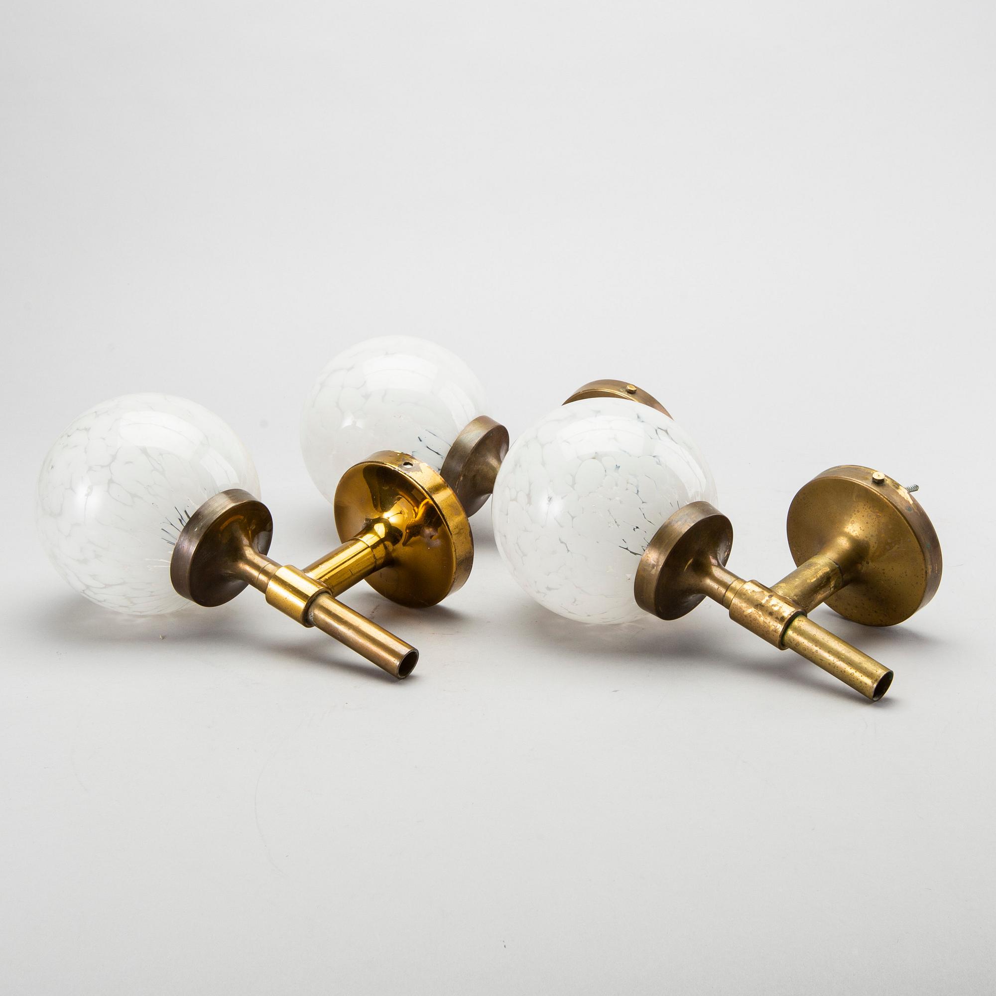 VÄGGLAMPOR 3 st sent 1900-tal.