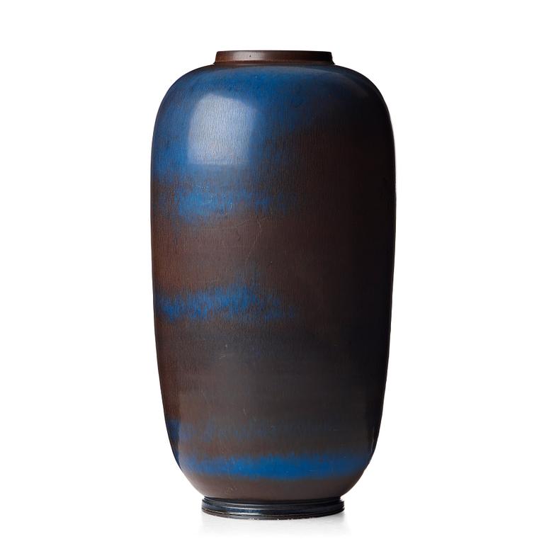 Berndt Friberg, a stoneware vase, Gustavsberg studio, Sweden 1959.