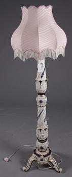 GOLVARMATUR, porslin. Nyrokokostil.