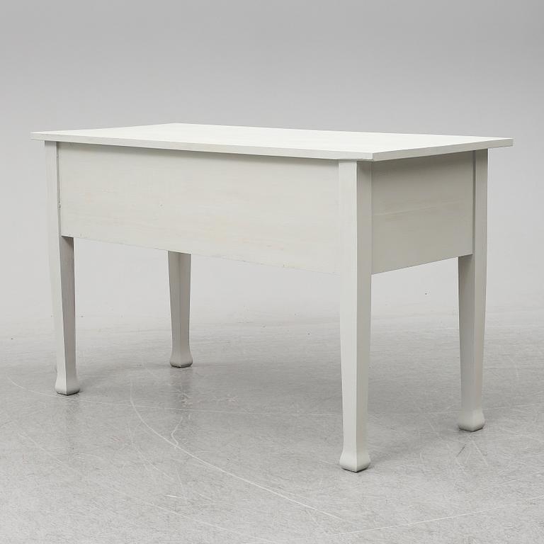 SKRIVBORD, jugend, 1900-talets första hälft.