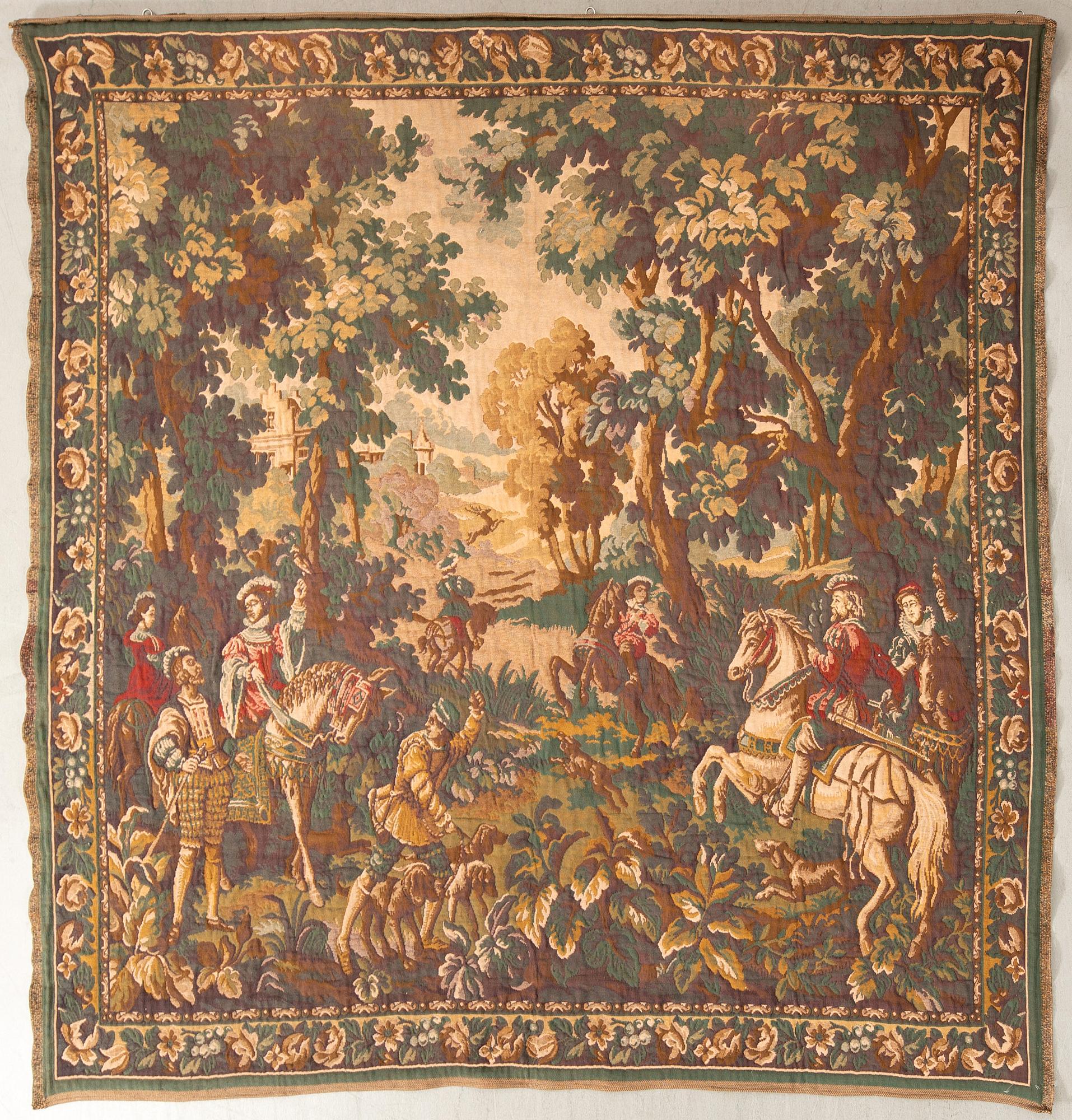 Fabric machine-woven in the Baroque style, approximately 197x215 cm.