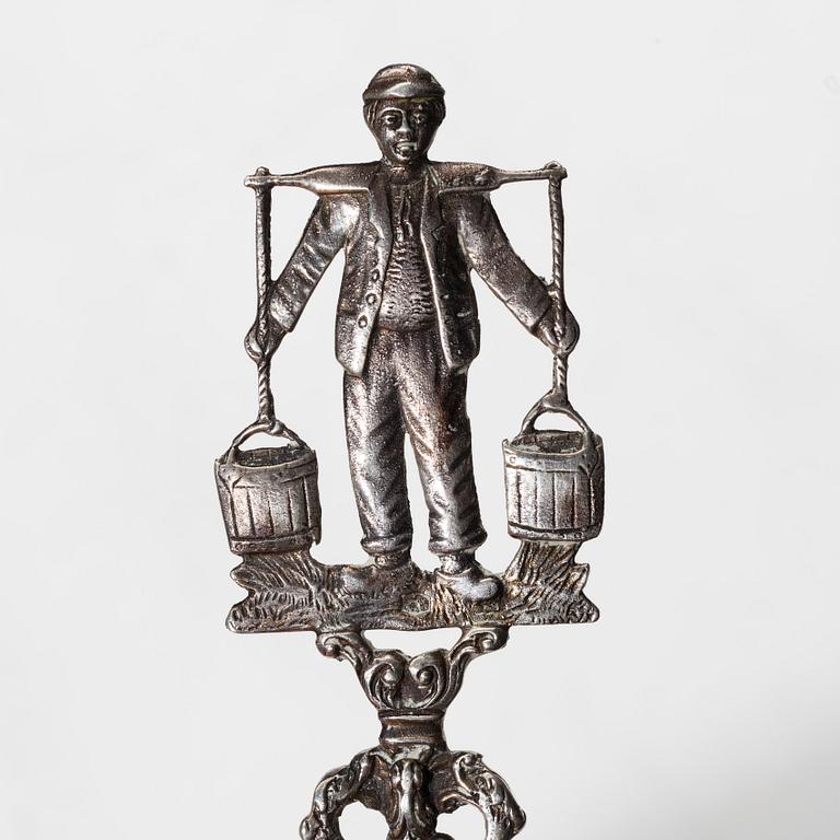 SKED, silver, Schoonhoven, Holland. Svenska kontrollstämplar, 1900-talets första hälft. Vikt 76,5 g.