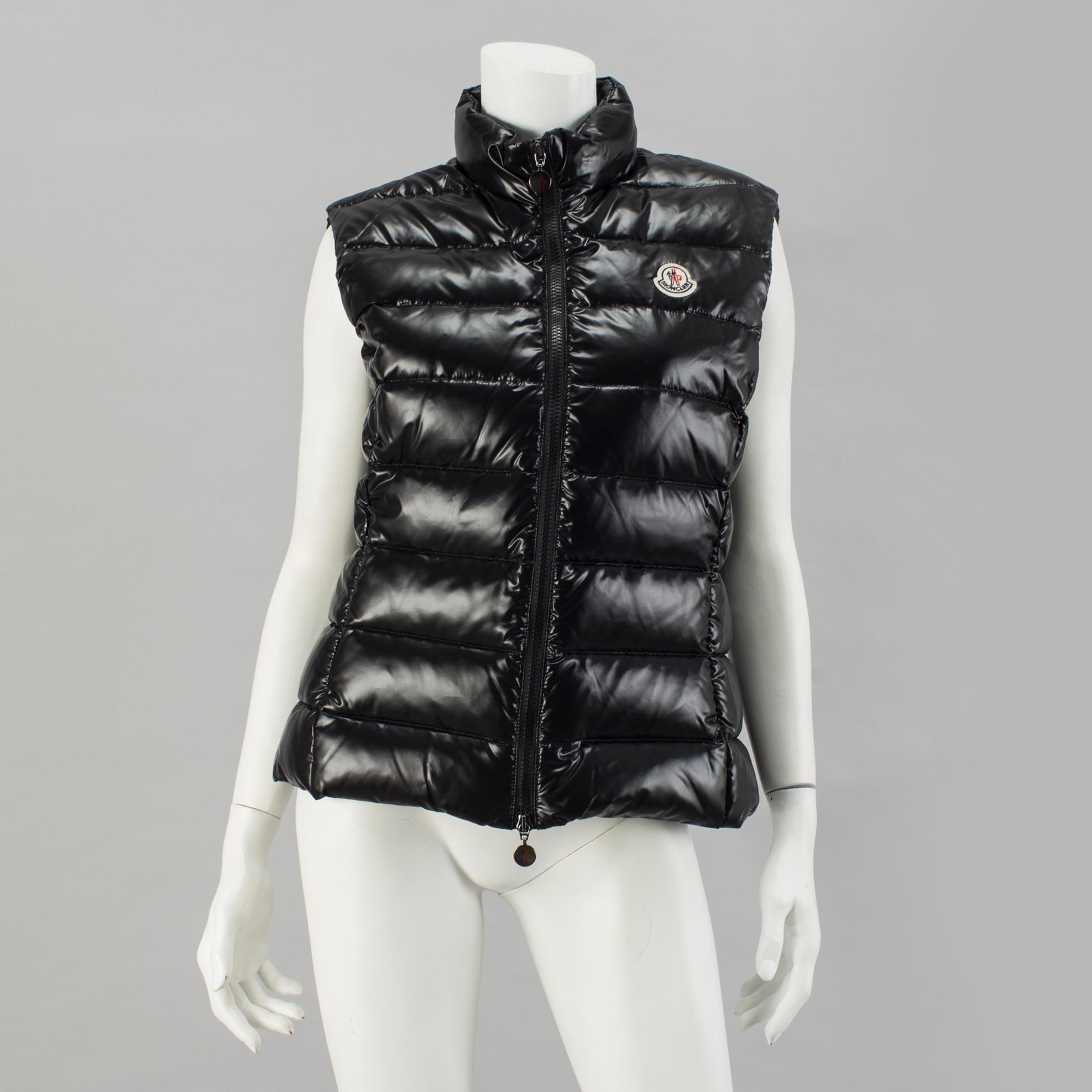 Moncler west clearance