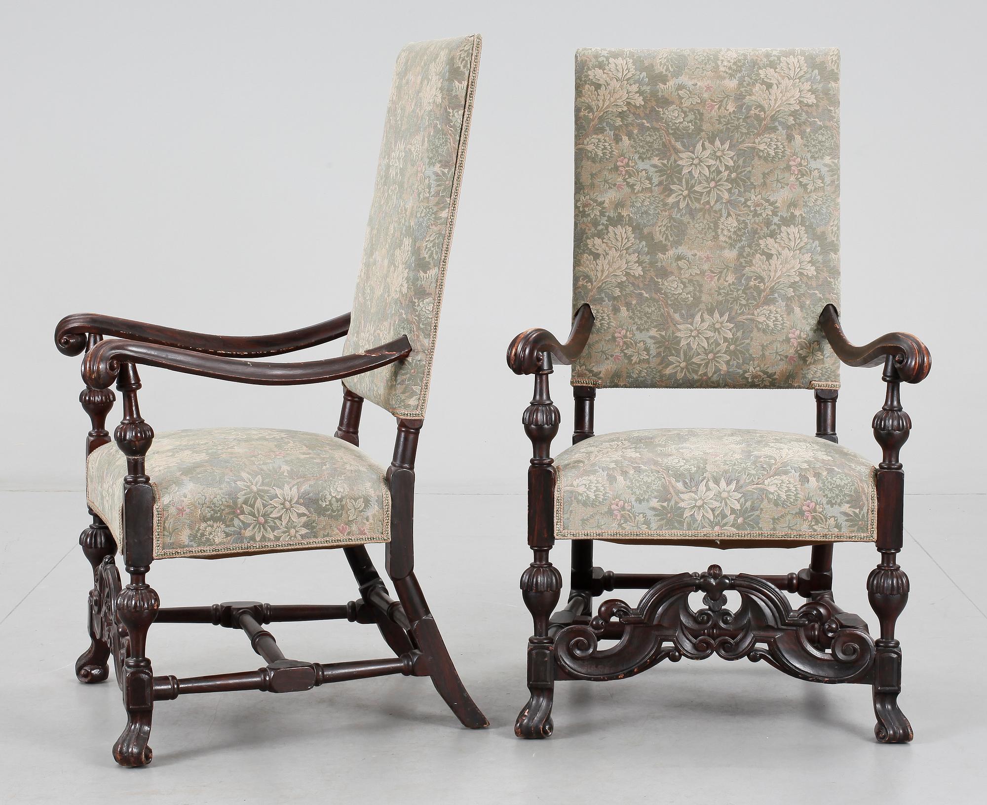 KARMSTOLAR, ett par, barockstil, 1800-talets slut.