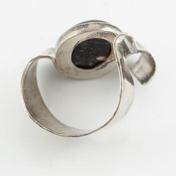 Jan-Christer Lundqvist, ring, silver with porphyry (Loka-Risberg) Skövde.