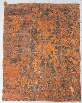 GILT LEATHER/WALLPAPER, probably Italy 17/18th century.