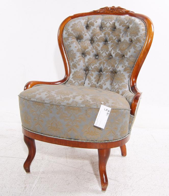 FÅTÖLJ, nyrokokostil, 1900-tal.