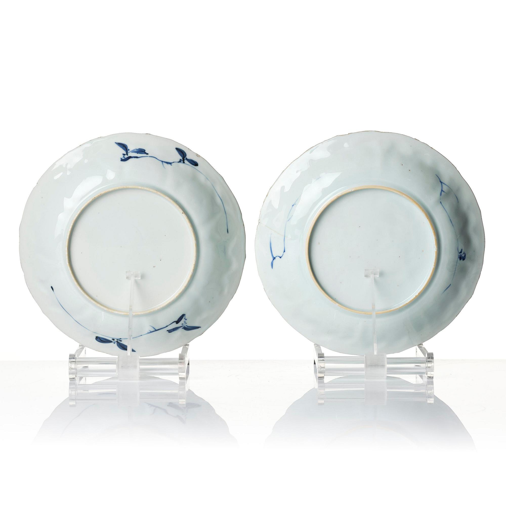 A matched set of six blue and white dishes, Qing dynasty, Kangxi (1662-1722).