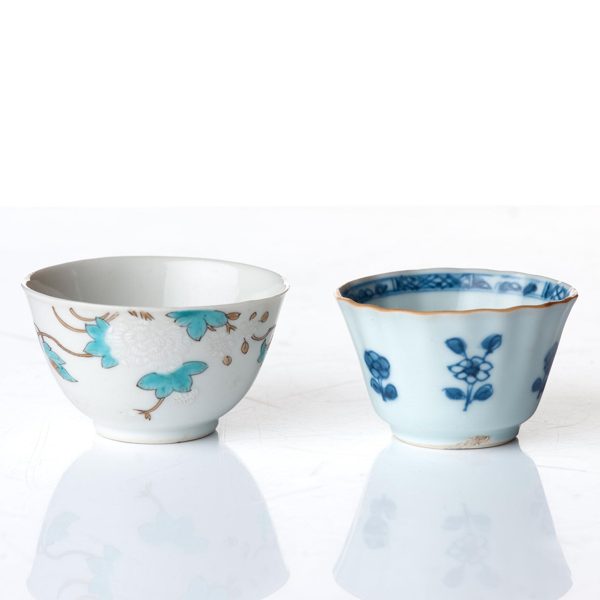 Koppar med fat, åtta stycken (4+4), porslin. Qingdynastin, 1700-tal.