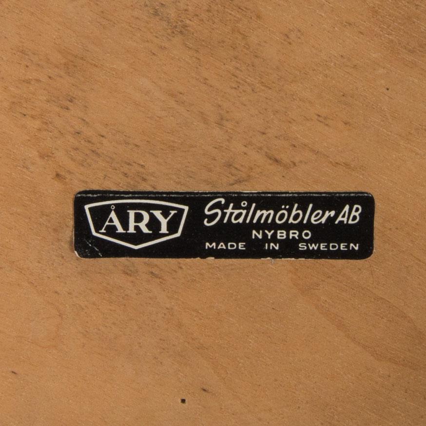 SKRIVBORDSSTOL, för barn, industridesign.