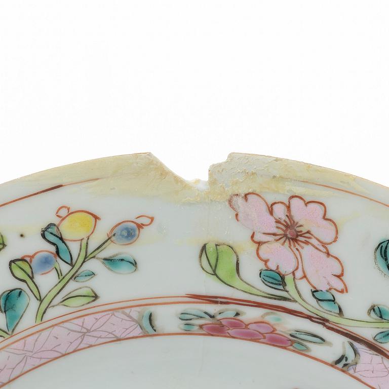 Tallrikar, 7 st,  Kina, Qingdynastin, Qianlong (1736-95).