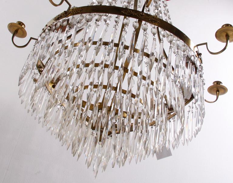 LJUSKRONA, gustaviansk stil. 8 ljusarmar, H 88.