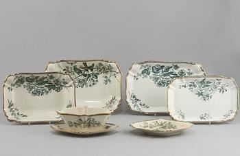 SERVISDELAR, 58 delar, flintgods, "Wexiö", Gustafsberg, 1900-talets början.