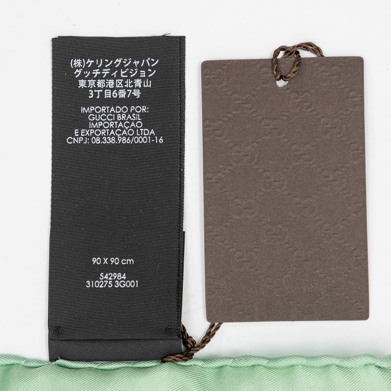 Gucci, scarf, "Flora".