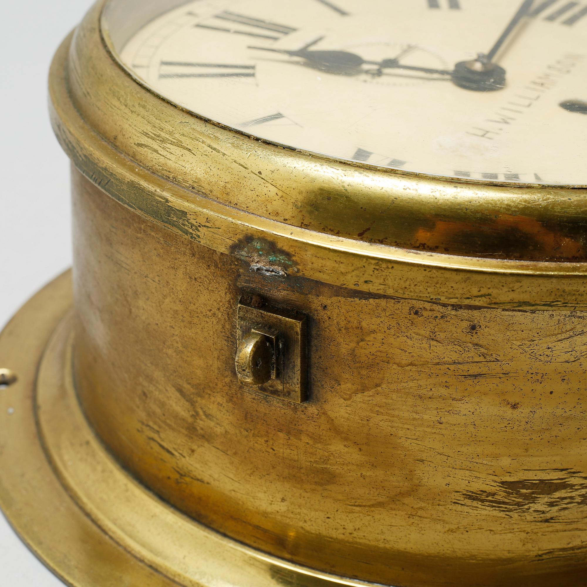 A ship clock, London, around the year 1900.