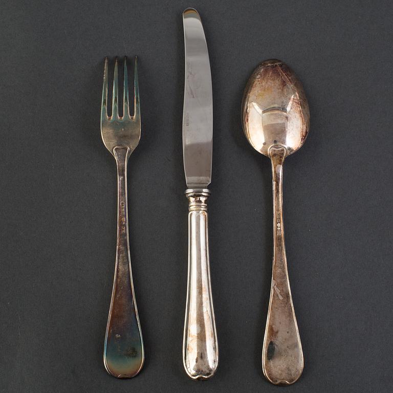 A 35 piece Swedish silver cutlery   "Svens rund" from Guldsmeds AB in Stockholm (GAB), 20th century.