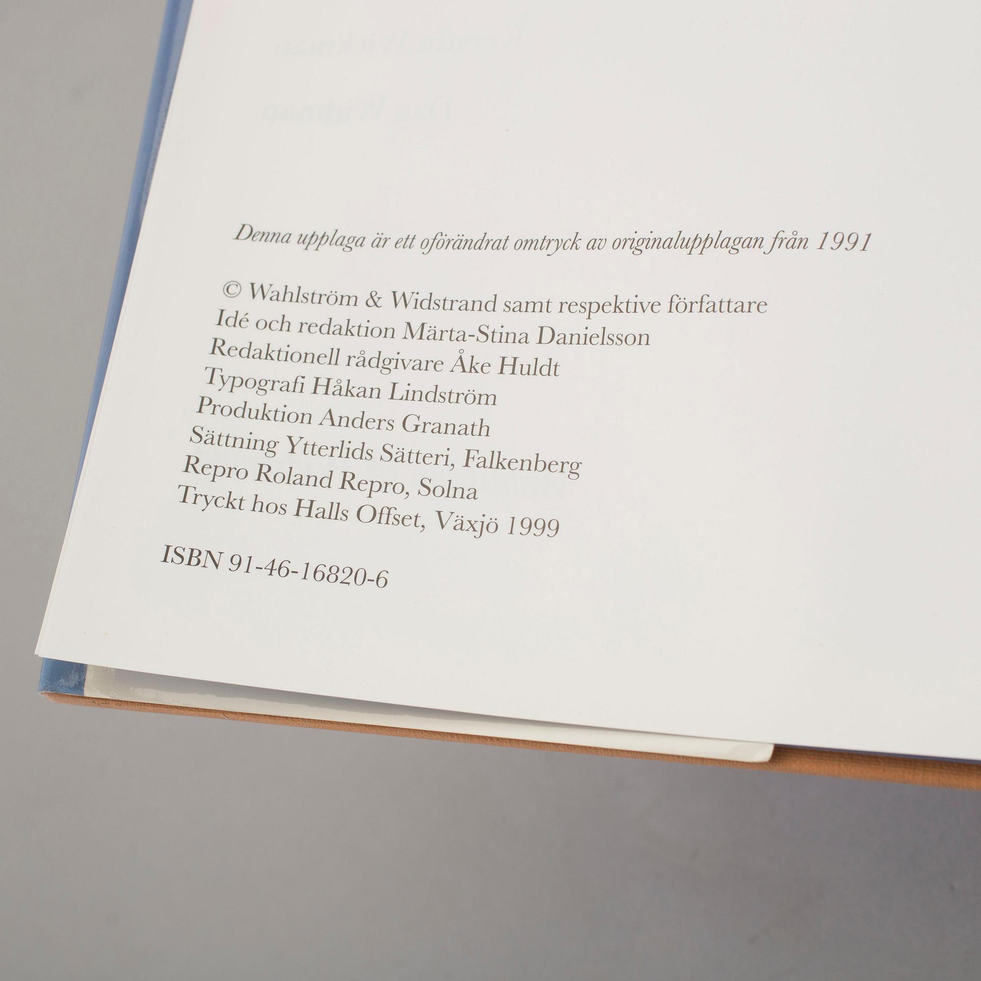 4 books on Swedish glass and porcelain.