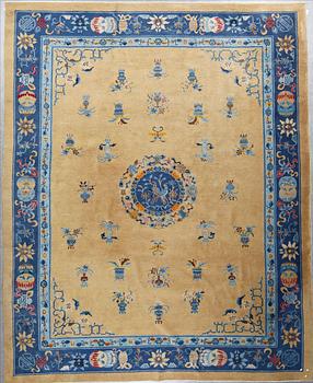 MATTA, semiantik/old, Kina, ca 384x304 cm.