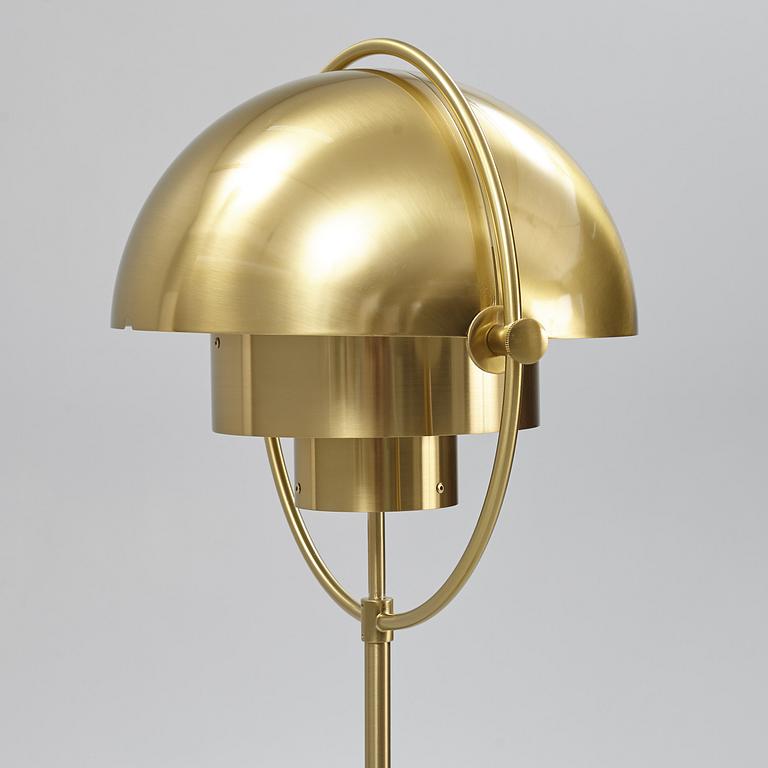 Louis Weisdorf, golvlampa, "Multi-Lite", Gubi, designad av Louis Weisdorf.
