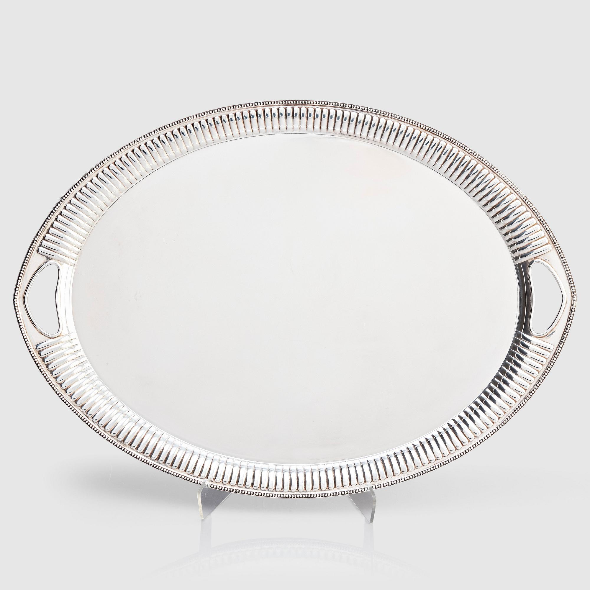 A Swedish early 20th century silver tray, mark of CG Hallberg, Stockholm 1917.