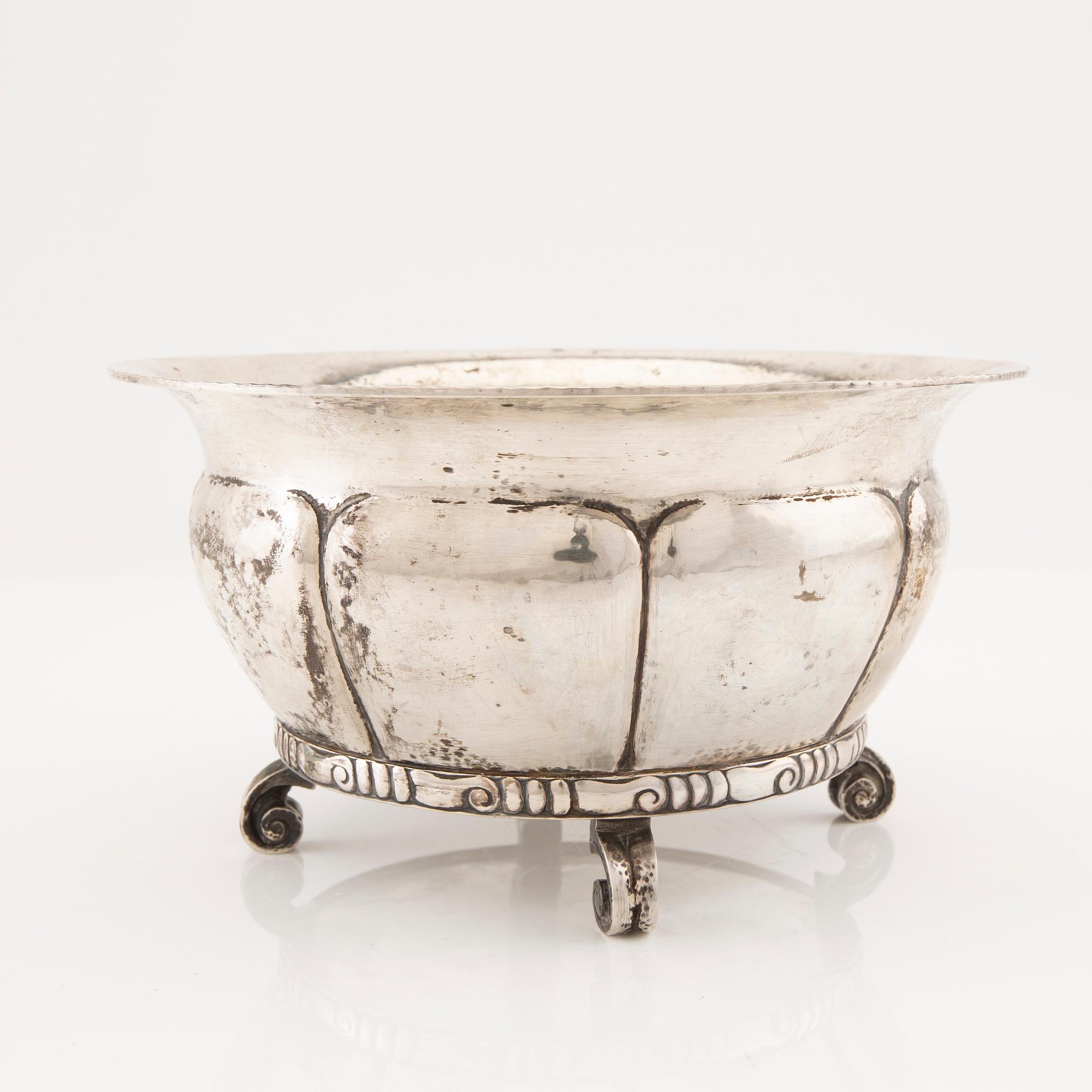 A Swedish 20th century silver bowl on stand mark of K Andersson Stockholm 1950s weight 470 grams.