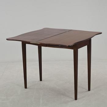 SPELBORD. Engelsk stil. 1900-tal.