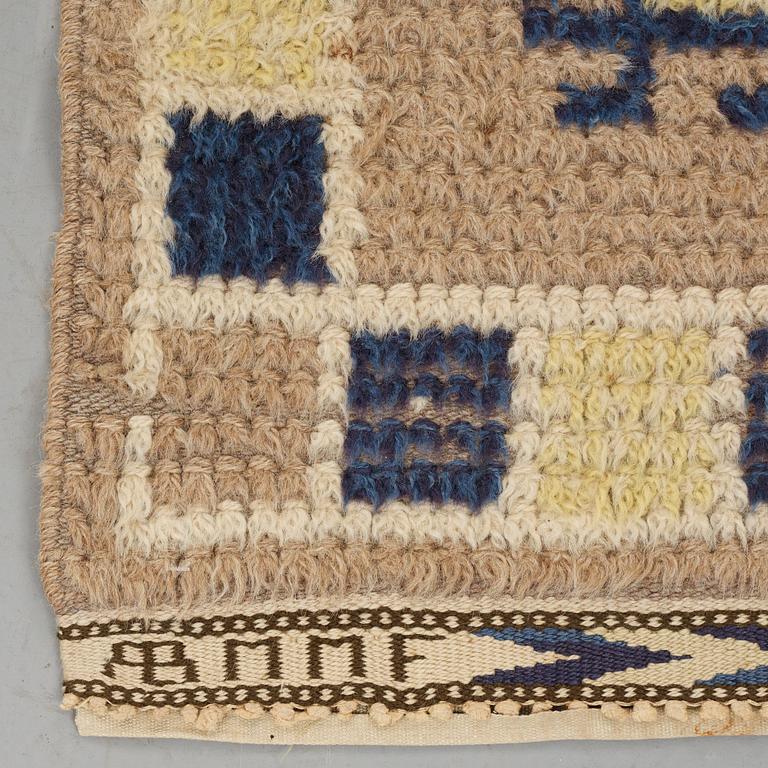 Märta Måås-Fjetterström, Matta, "Blåkroken", rya, ca 208,5-209,5 x 96-97,5 cm, signerad AB MMF.