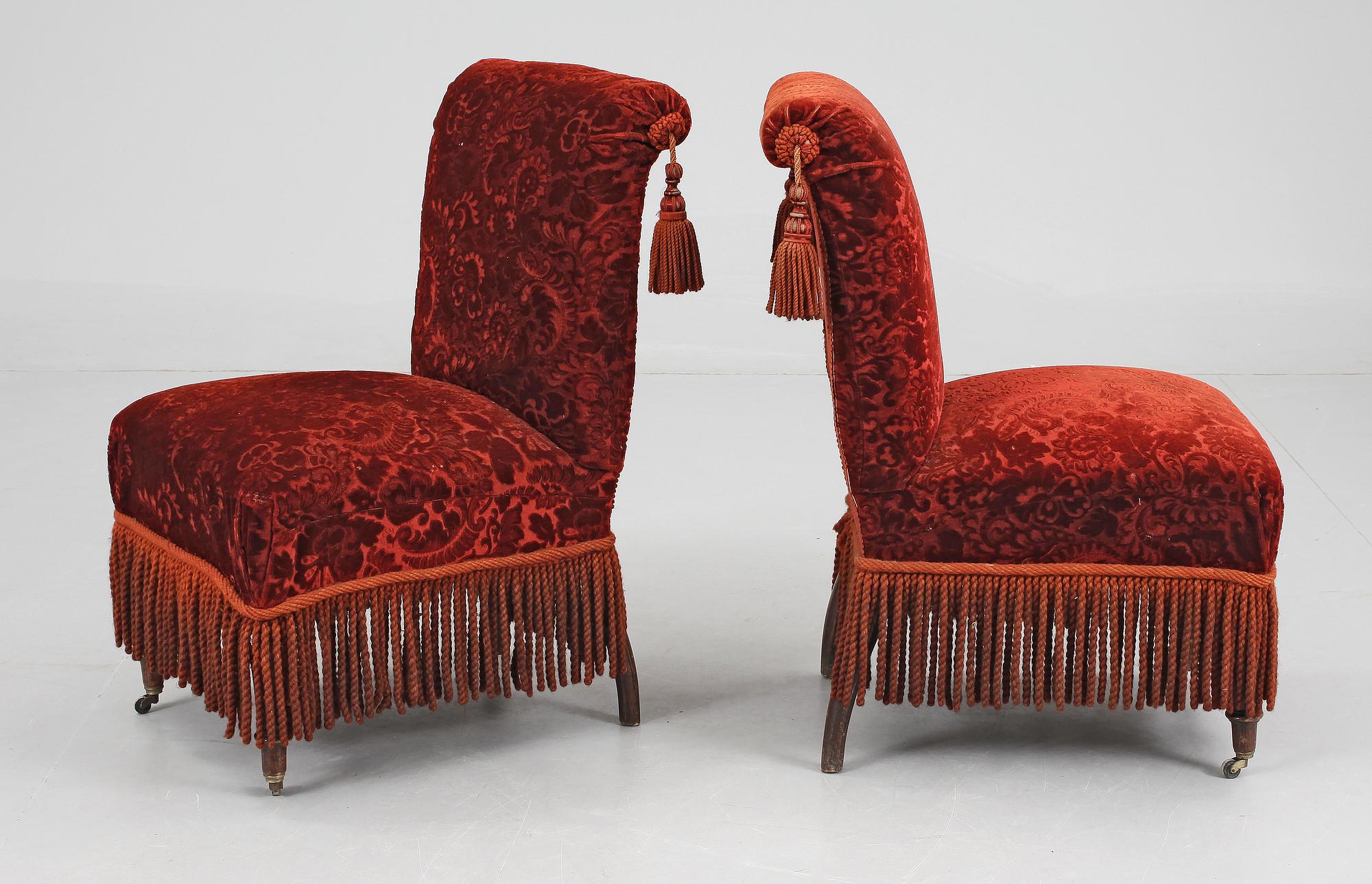 SALONGSGRUPP, 5 delar, klunkestil, sent 1800-tal.