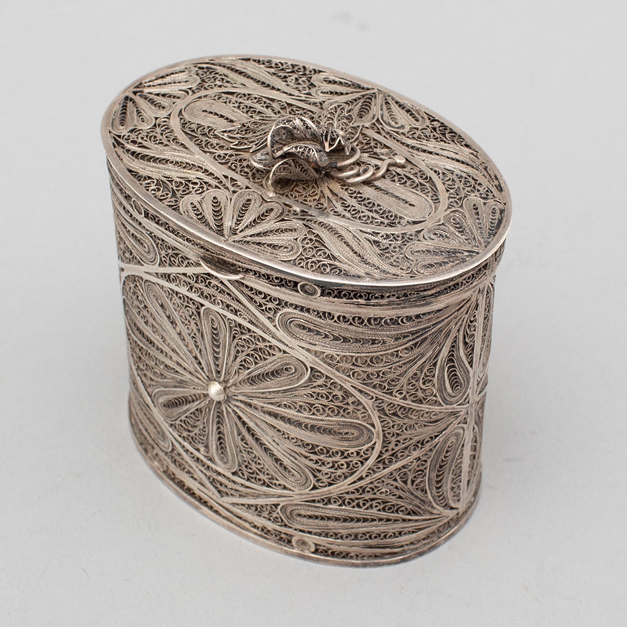 A silver filigree tea caddy, Moscow 10th century.