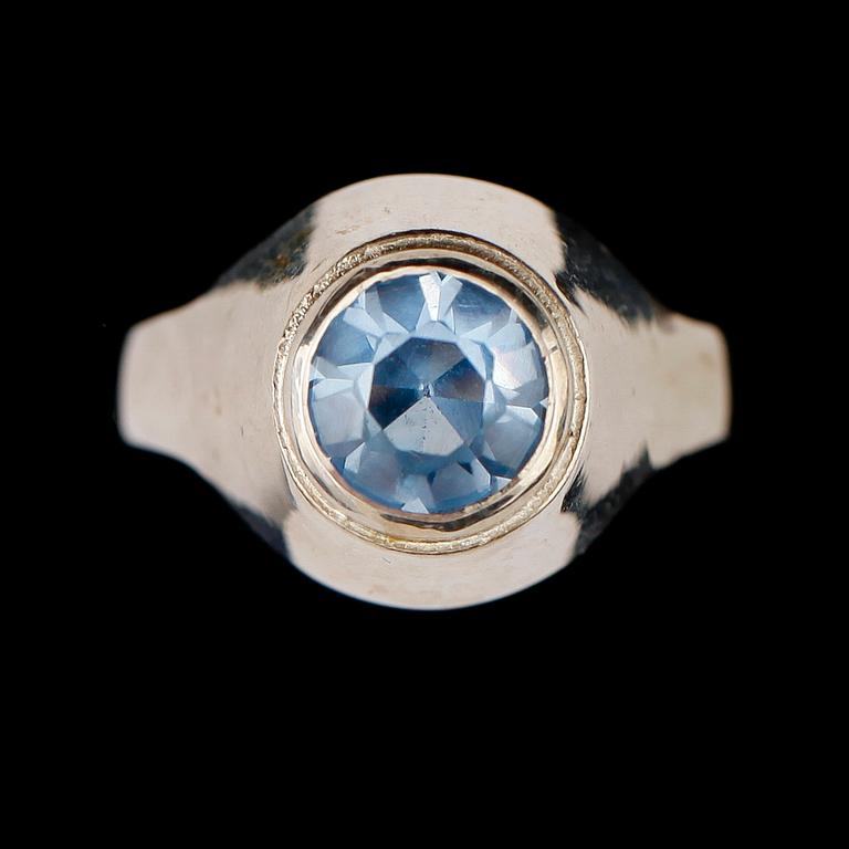 SMYCKEN, 4 st, silver, 1900-talets andra hälft.