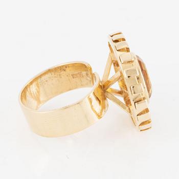 Anders Högberg, ring, 18K gold with citrine.