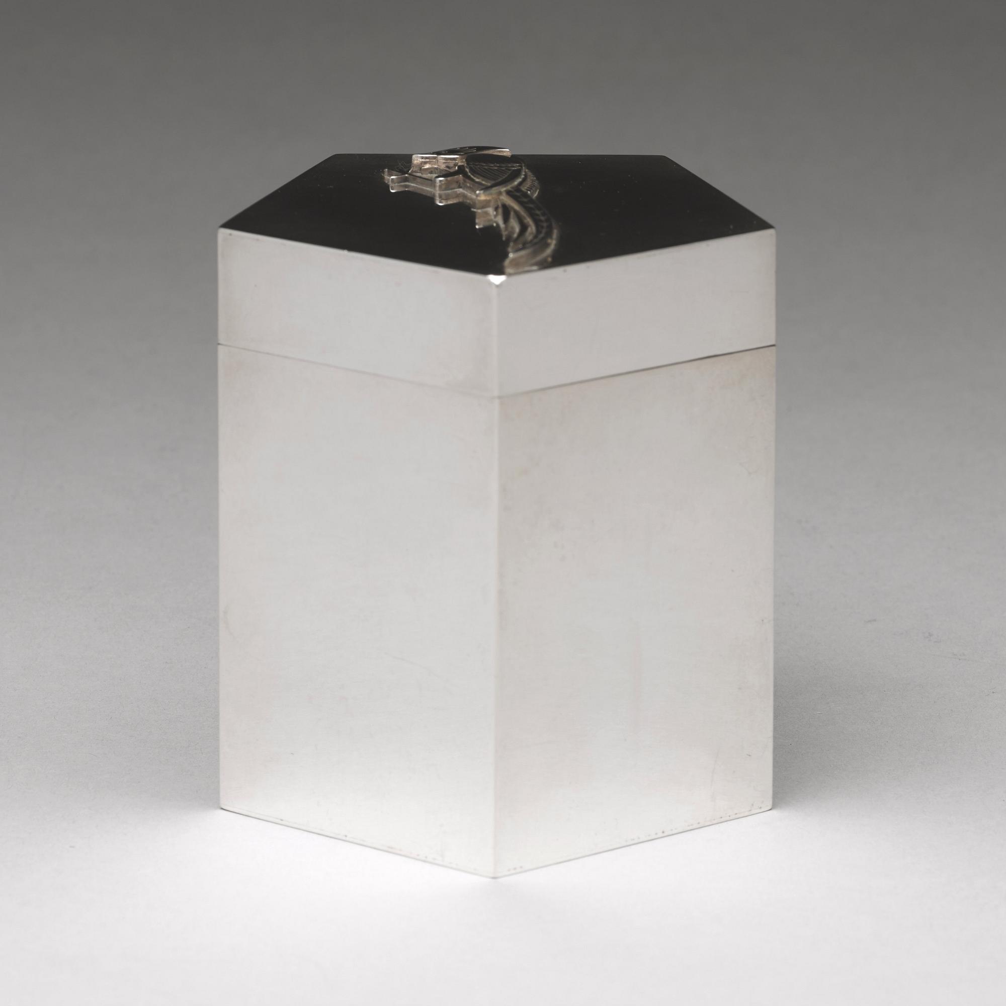 Wiwen Nilsson, a pentagonal lidded sterling jar, Lund, Sweden 1965.