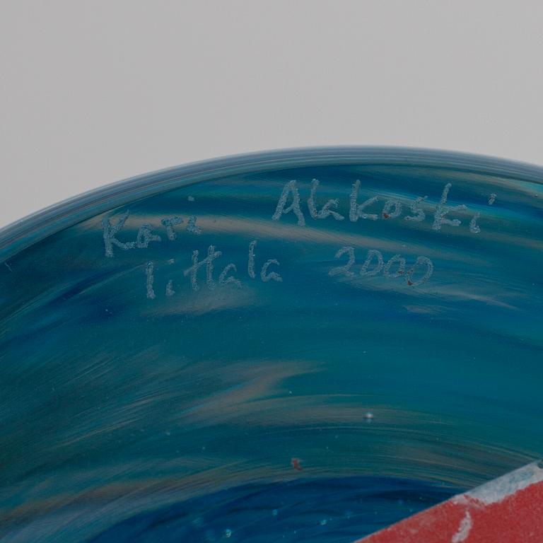 VAS, glas, signerad "Kari Alakoski Iittala 2000".