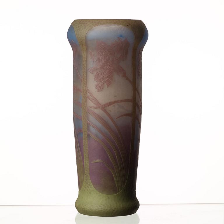 Axel Enoch Boman, An Axel Enoch Boman Art Nouveau cameo glass vase, Reijmyre, Sweden 1909.