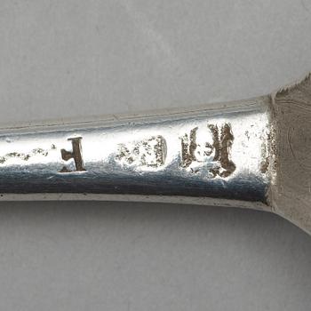 A Swedish 17th century silver spoon, marks of  Michel Pohl d.ä., Stockholm 1694.