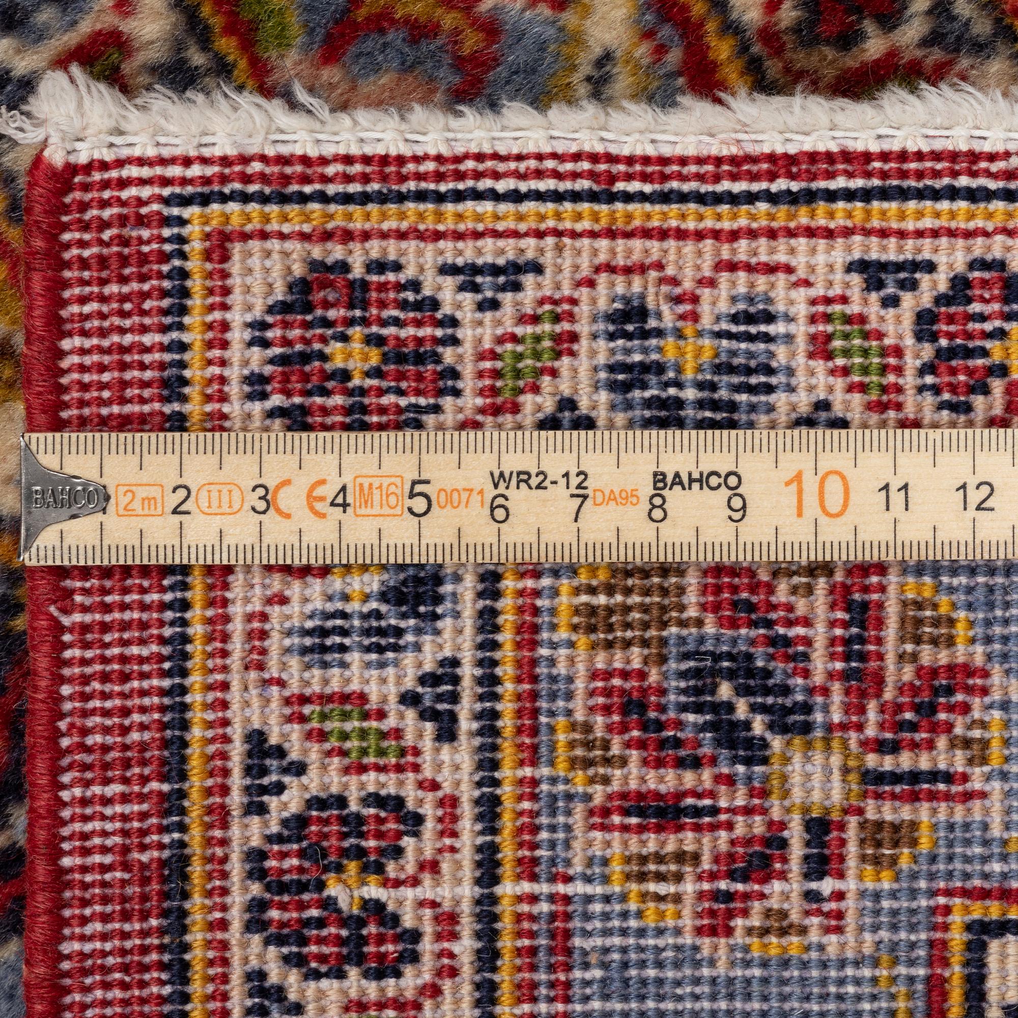 Matta, Keshan, ca 408 x 298 cm.