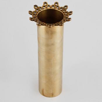 PIERRE FORSELL, vas, mässing, Skultuna, 1900-talets andra hälft.