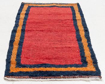 A semi-antique Keshan Bakhtiari rug, c 132 x 66 cm (as well as 4 cm flat weave at each end).