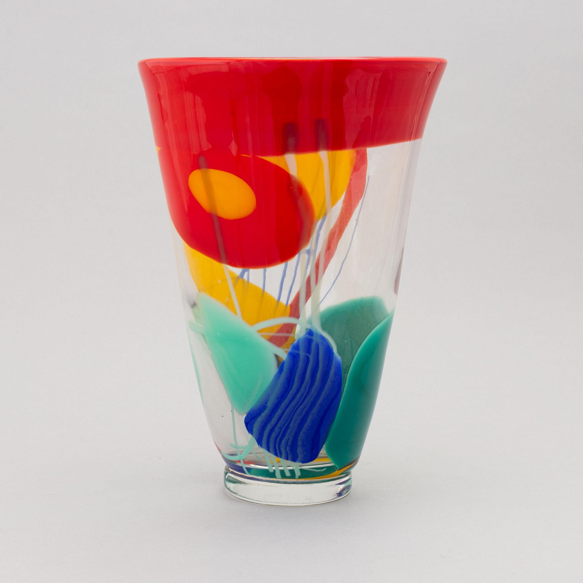 Berit Johansson, a glass vase, Pauly CVM, Venice, Italy 1999.