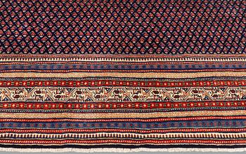 A Sarouk- Mir carpet, ca 367 x 260 cm.