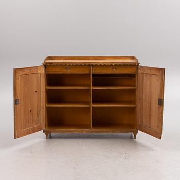 A late Gustavian dining cupboard, circa 1800.