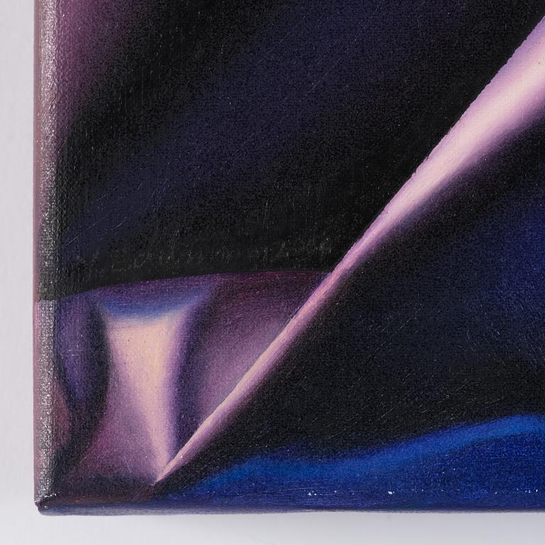 Yrjö Edelmann, "Wrapped darkblue parcel".