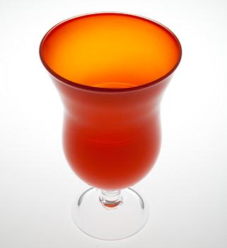 VAS, glas, sign. Pauli Partanen - 95.