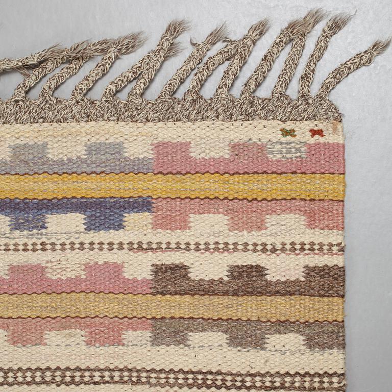 Märta Måås-Fjetterström, A CARPET, "Ljusa plador", flat weave, ca 344,5 x 254,5 cm, signed AB MMF.