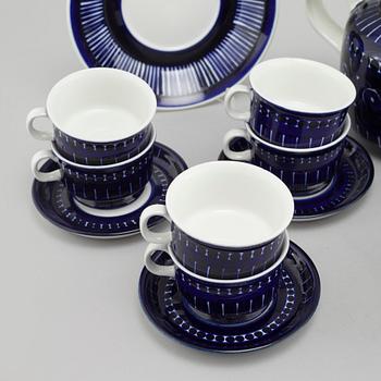 ULLA PROCOPÉ, 12+1 delar porslin, "Valencia", Arabia, Finland. 1900-talets andra hälft.