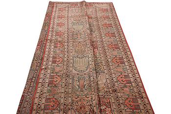 Matta, silke Kashmir, ca 428 x 299 cm.